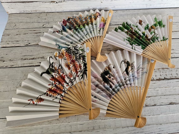 Set of 4 Unique Hand Paper Fans - Oriental Design… - image 1