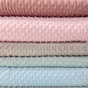 Tessuto in pile Minky, morbidi pomelli in pile o cuori, selezione di colori a partire da 0,5 metri