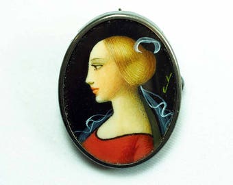Hand Painted Silver Framed Miniature Pendant Brooch
