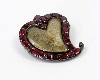 Broche antiguo de plata y granates con forma de corazón, recuerdo, siglo XIX