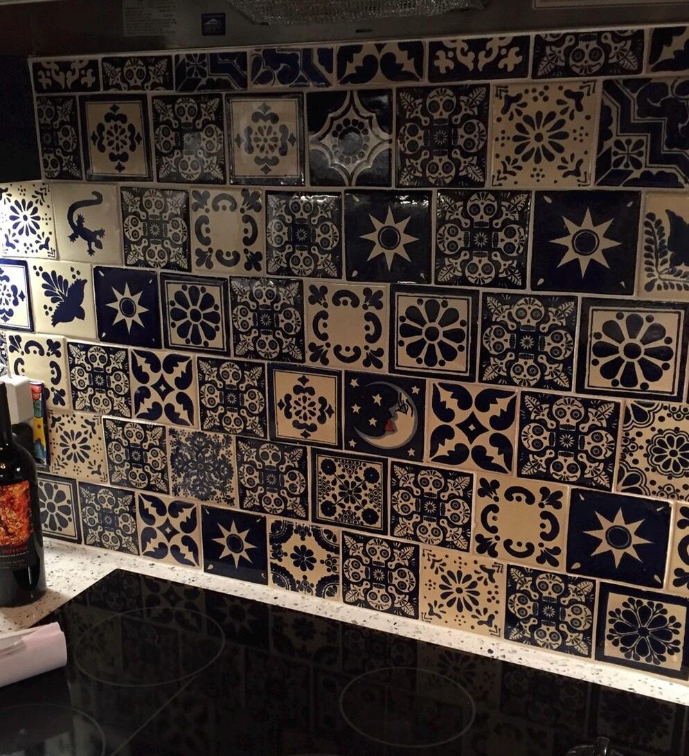 Carreaux Mexicains Main - 25 Pièces - 5,1x5,1 Cm - Blanc Et Bleu - Peints à  La Main Carreaux Talavera Mexicain, image size:995x1091