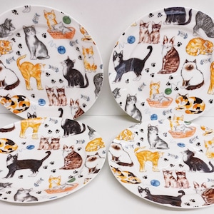 Cats Plates Set of 4 Fine Bone China 6&quot; Side Plates Cute Collage Cats & Kittens Hand Decorated UK