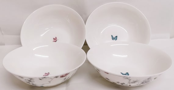 シークレットガーデンボウルセット 4個 上質なボーンチャイナの花、蝶