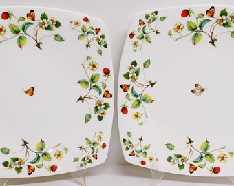 Strawberries & Butterflies Exclusive Plates Set of 2 Square Dinner Fine Bone China 10.5" 27 cm Hand Decorated in UK