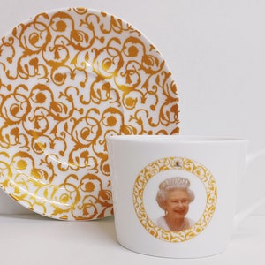 In Loving Memory HM Queen Elizabeth II 1926 to 2022 Tea/Coffee Cup and Saucer 250 ml Sterling Fine Bone China Set Hand Decorated UK