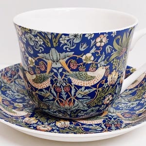 William Morris Strawberry Thief Blue Cup & Saucer Bone China Jumbo 425ml 15fl oz Breakfast Set Hand Decorated UK