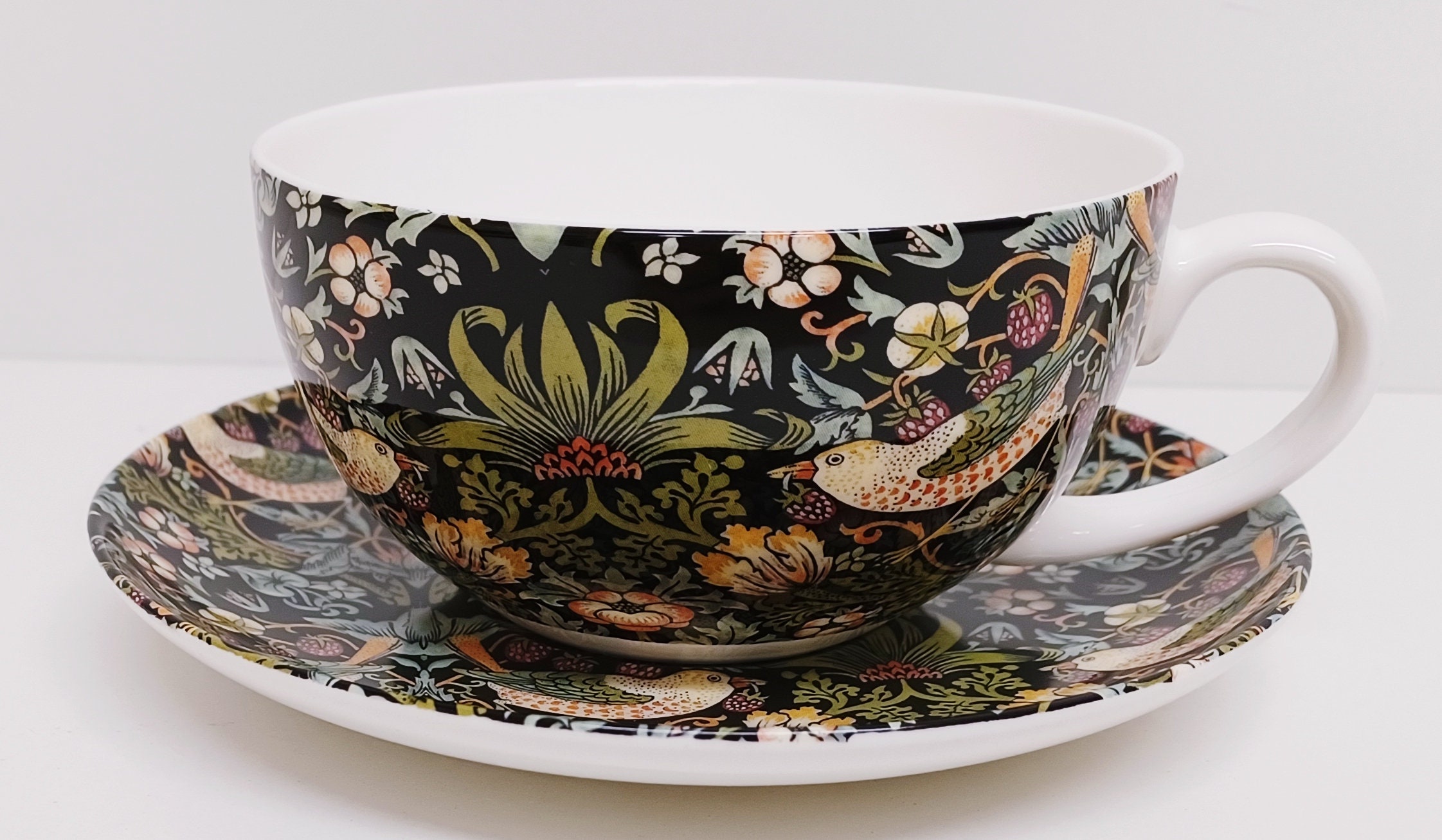William Morris Strawberry Thief Black Green Cup & Saucer 300 Ml