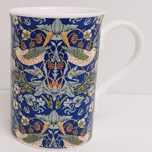 William Morris Strawberry Thief Blue Mugs Set of 2 Bone China 300 ml Windsor Fantasy Garden Cups Hand Decorated UK