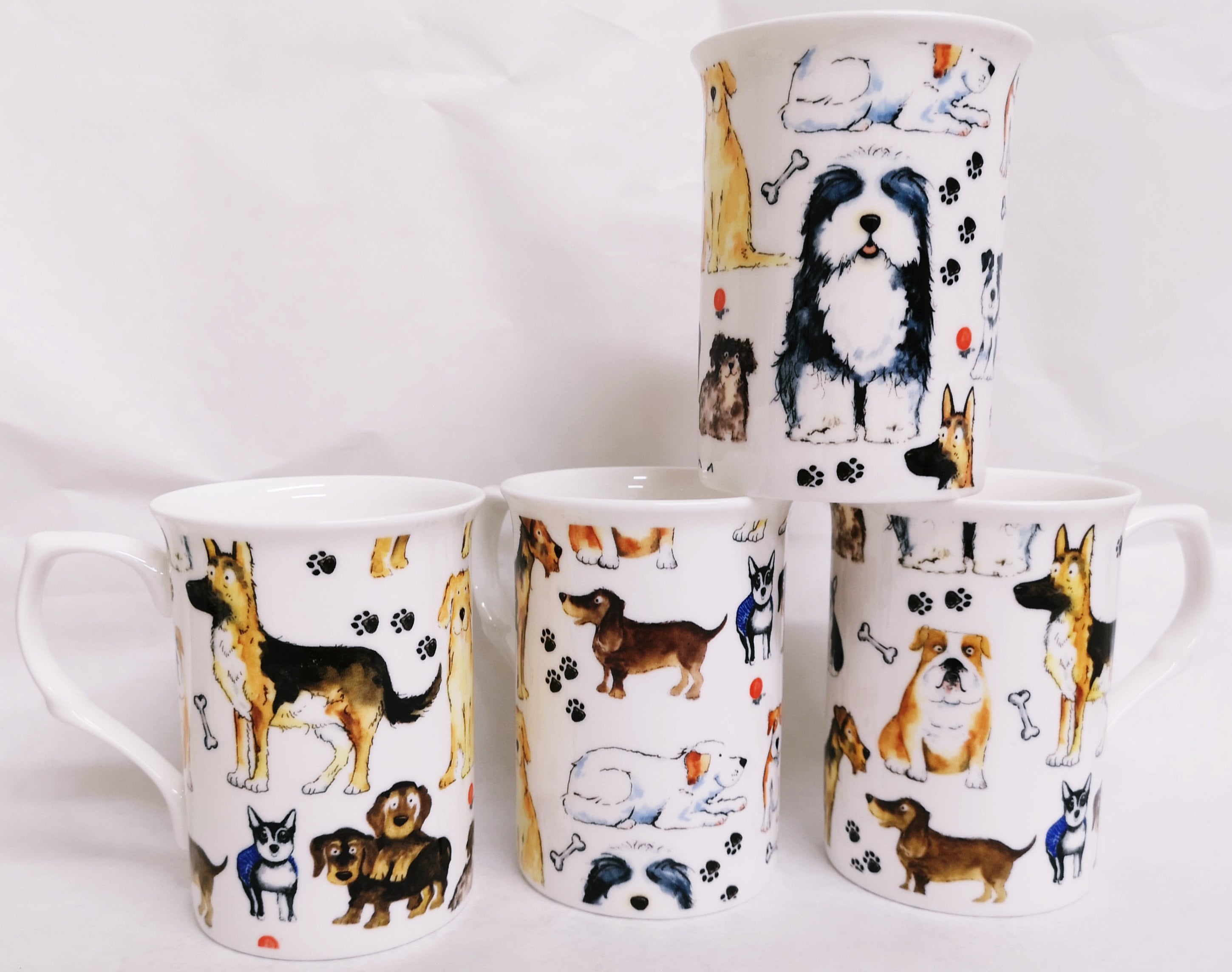 犬マグカップ 4個セット ファインボーンチャイナ 犬コラージュ 300ml