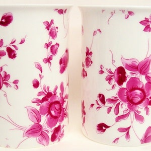 Eden Ruby-mokken Set van 2 fijne bloemenbloemen van porselein, 300 ml, 10 oz-bekers, met de hand gedecoreerd in het VK