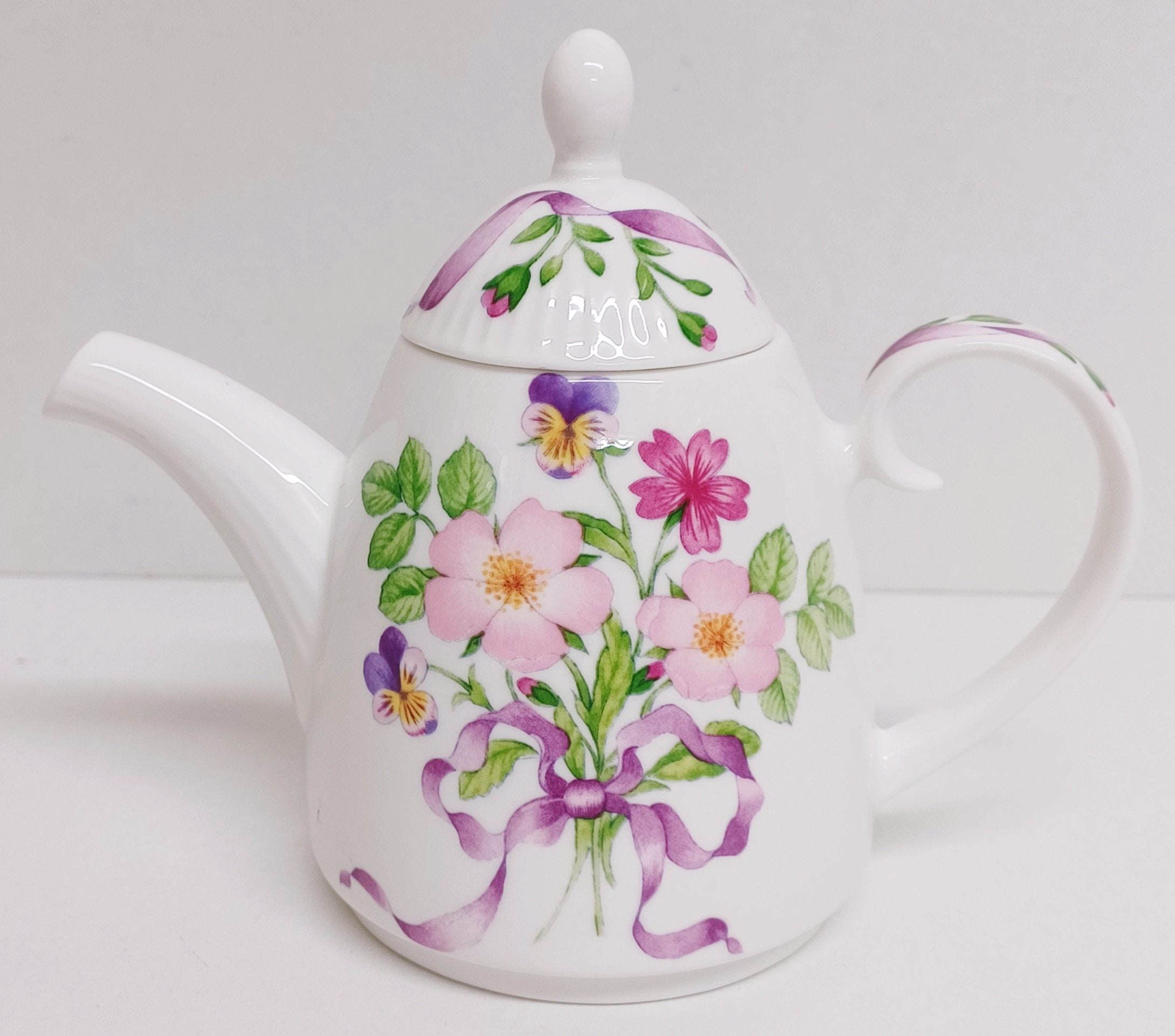 Sadler Teapot Miniature China Floral Tiny Childrens Single Serve
