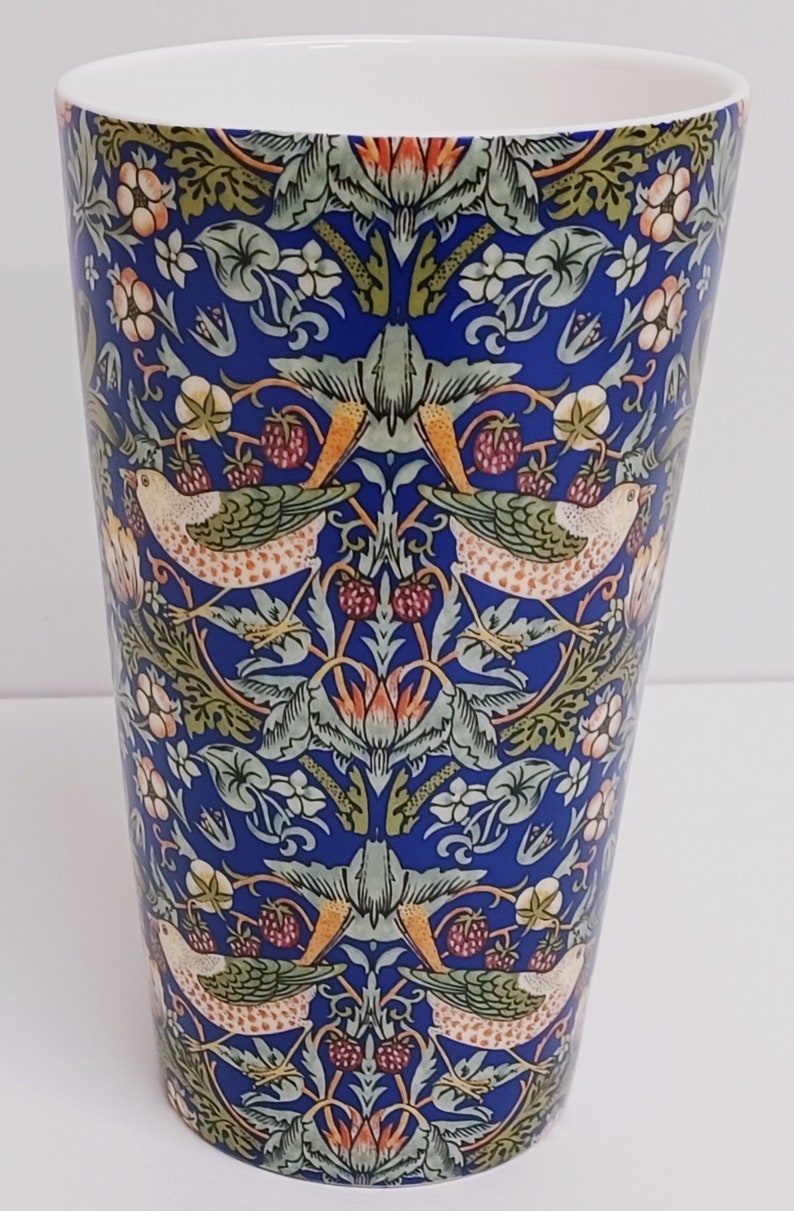 LittleEnglishCompany William Morris Strawberry Thief Mug - Thumbnail 3