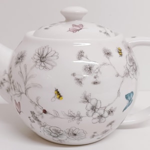 Secret Garden Bule de Porcelana 20 fl oz 600ml Flores Borboletas Abelhas Decorado à Mão Reino Unido