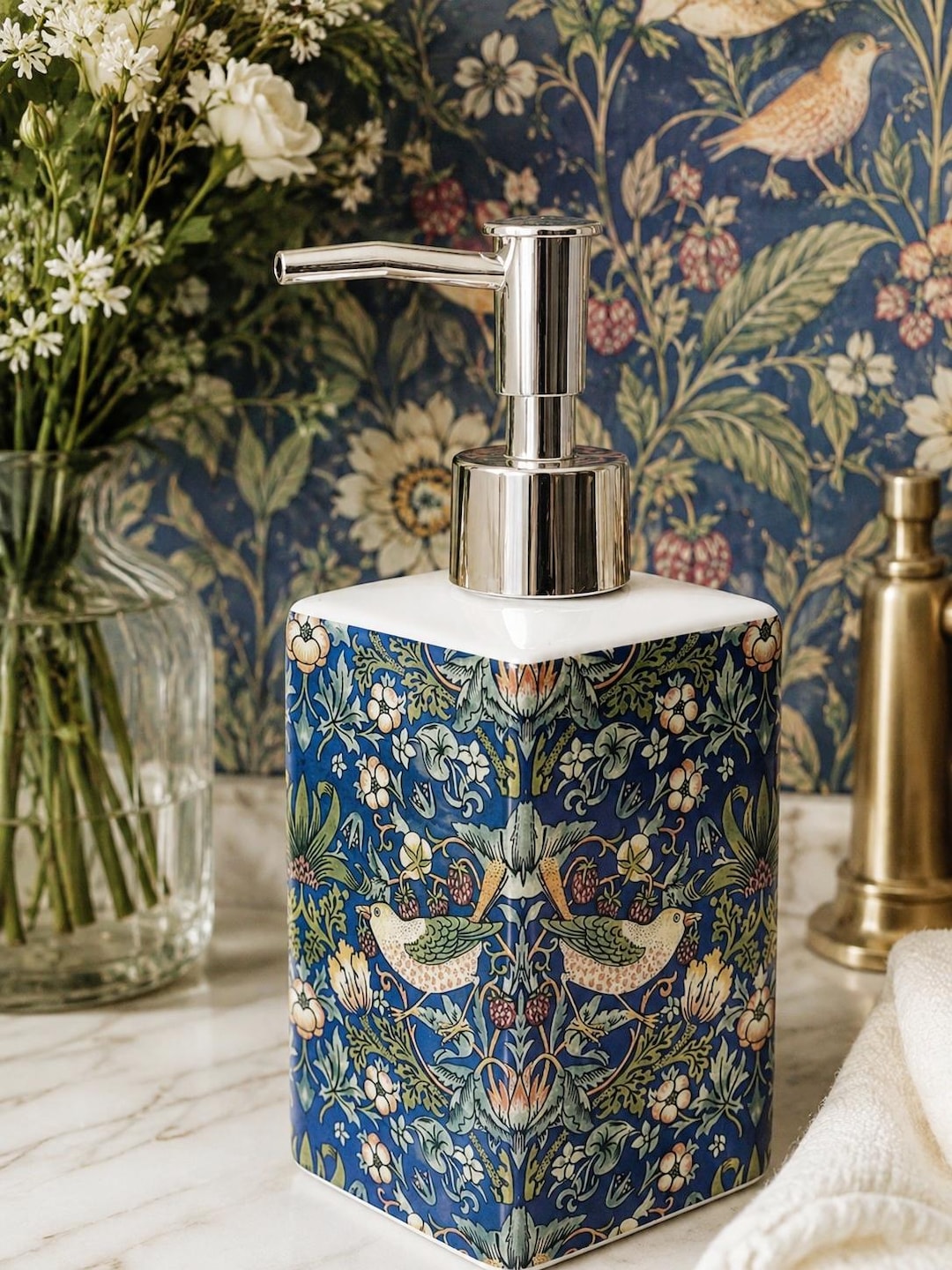 ストウブ　トリベット&ウォーマー　ヴィンテージ リペア　ブルー William Morris Strawberry Thief Blue Soap Dispenser Porcelain 200