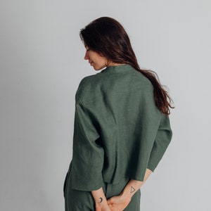 Moss green linen pajama set Relaxed fit cropped shirt and pants Linen crop shirt with oversized trousers Baggy pants homewear outfit zdjęcie 7