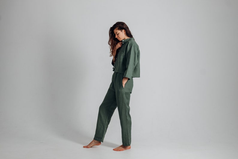 Moss green linen pajama set Relaxed fit cropped shirt and pants Linen crop shirt with oversized trousers Baggy pants homewear outfit zdjęcie 1