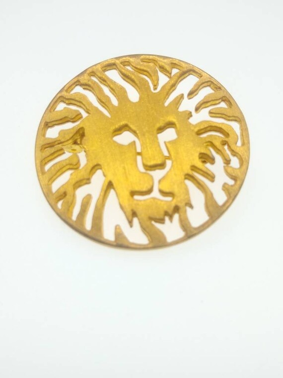 Vintage Anne Klein lion brooch - image 2