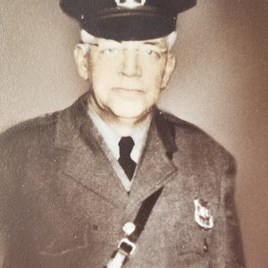 POLICEMAN PORTRAIT SPRINGFIELD - Etsy