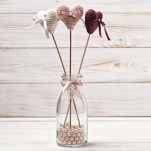 Wedding Table Centerpiece Sticks Wedding Cake Topper Birthday Cake Topper Wedding Table Decor Crochet Hearts Party Decoration Wedding Favors