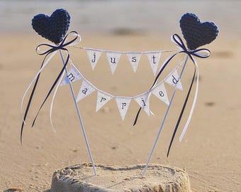 Beach Wedding Cake Topper Just Married Cake Topper with Navy Blue Hearts White Burlap Banner Rustic Wedding Decor Garland Centerpiece