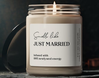 Just Married Candle Wedding Gift for Couple, Unique After Wedding Gift for Bride & Groom, Funny Newlyweds Present, Best Friend, Men or Women