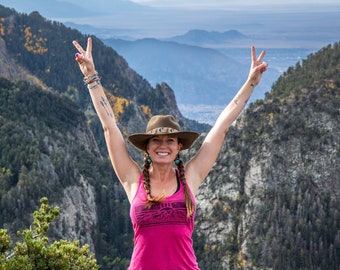 Women's Mountain Racerback Tank Top, Sandia Mountains New Mexico Shirt,Soft Cozy Breathable Poly-cotton Wicking Athletic Fit Shirt, Traverse