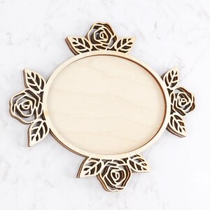 2 Floral Wood Frames, Vintage Roses Wood Cut Outs, Oval Frame set of 2, LRFS421W