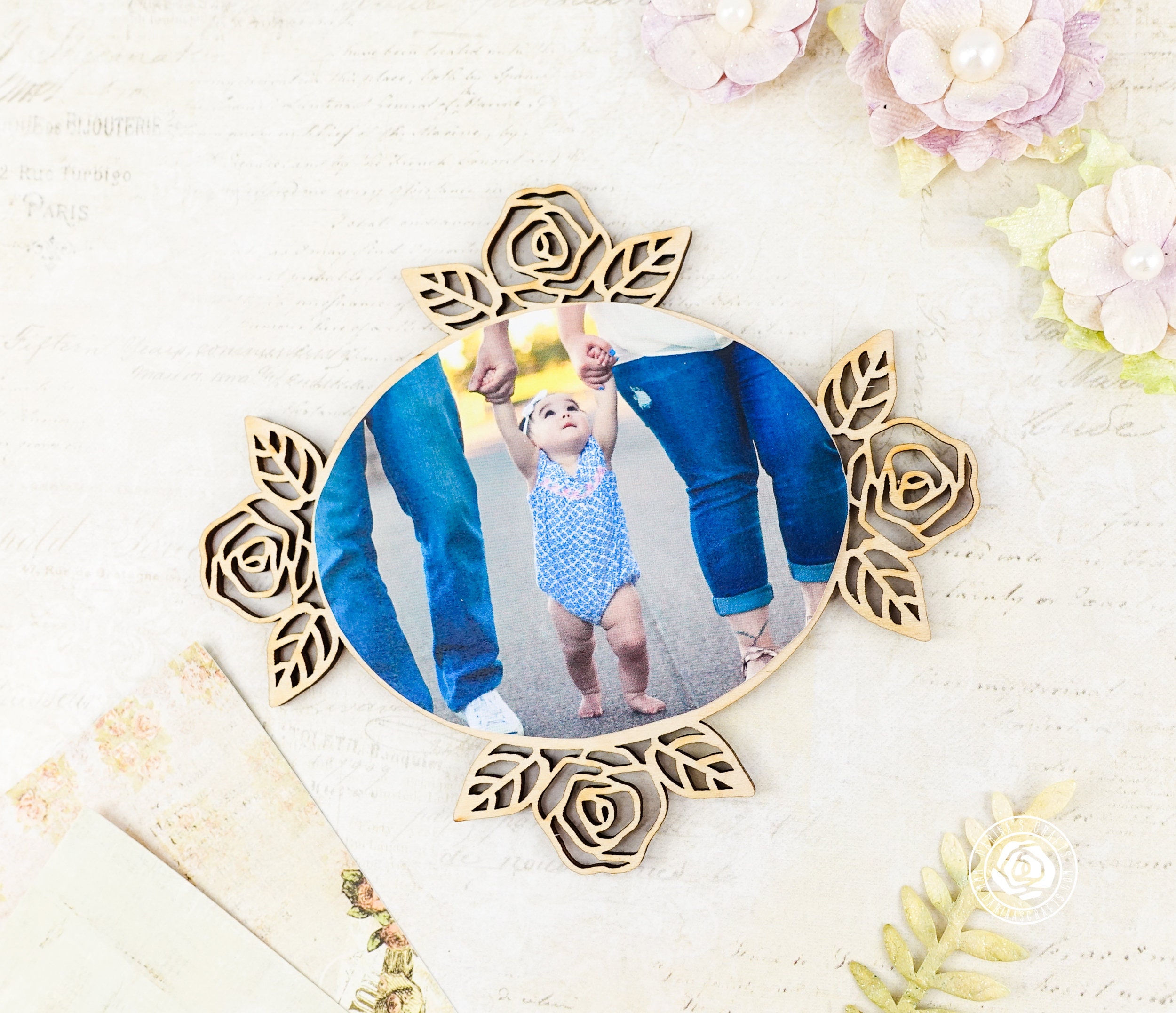 Wooden Roses Frame Floral Wood Frame, Vintage Roses Wood Cut Out, Oval Frame Cutout ...