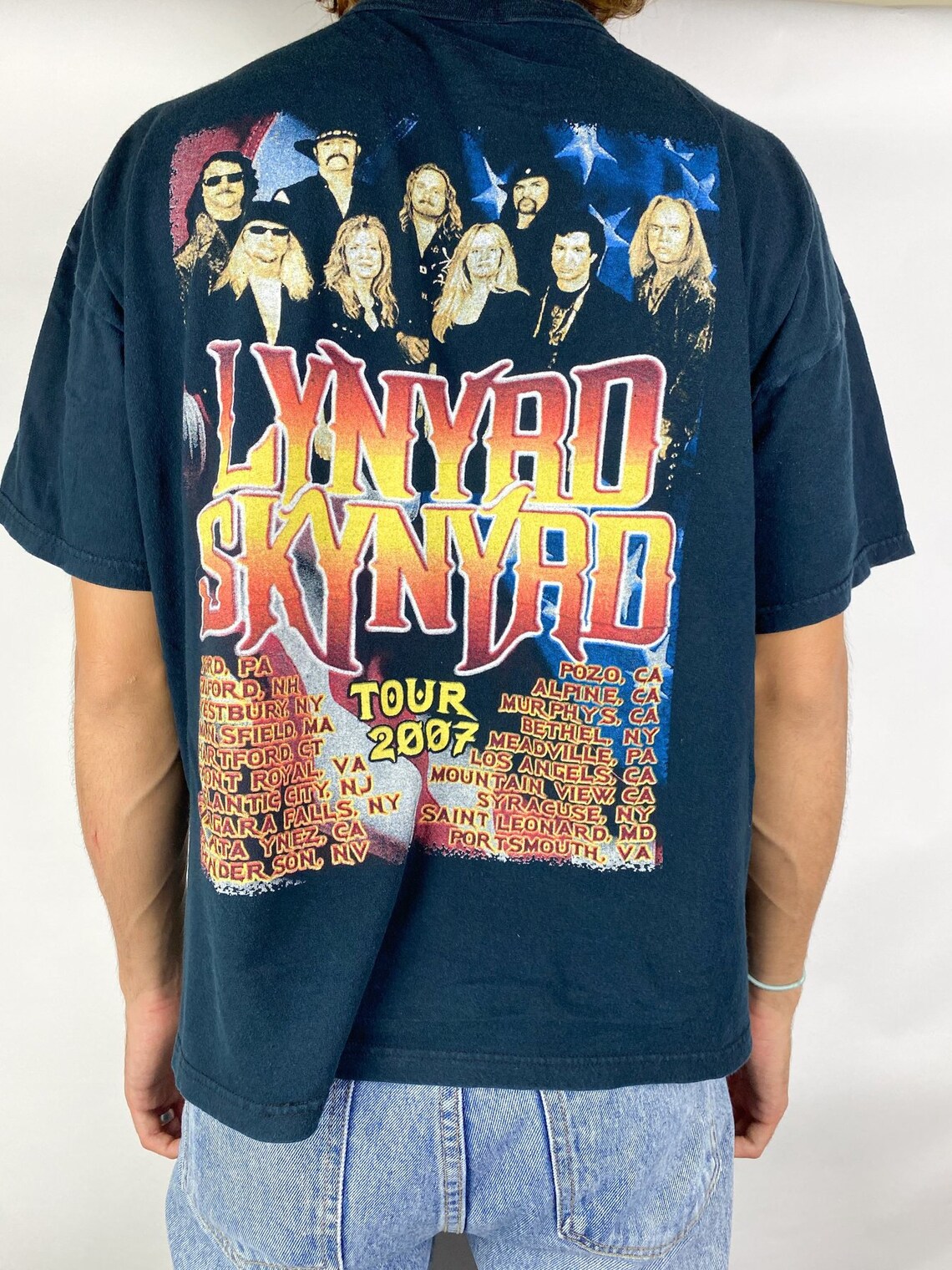 lynyrd skynyrd tour merchandise