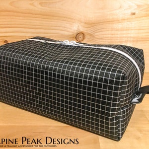 Lightweight Box Pouch, Large, 210D HDPE Gridstop Black, YKK Aquaguard #3 zipper
