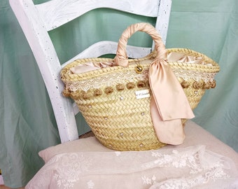 Strohtasche, Strandtasche für die Braut, Boho-Stil mit Kristall-Swarovski und beigefarbenem Seidenschal