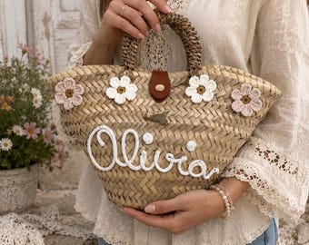 Customized Sicilian Coffa with Name, Handcrafted Bag with Crocheted Flowers, Elegant for the Beach, City, or Evening Wear