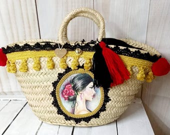 Borsa in paglia dipinta a mano, coffa siciliana con decori oro e rosso