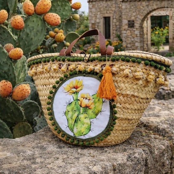 Handmade Sicilian Coffa , large straw bag, summer bag with shoulder handles