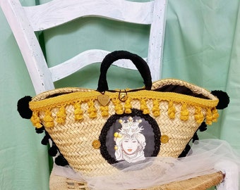 Straw bag with dark brown heads, hand-painted Sicilian coffa, wedding and beach bag