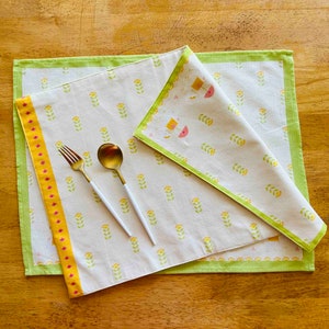 Festive Marigolds Reversible Placemats - Set of 4 - Diwali, elephant, Indian, shaadi, Sangeet Mehndi, Deepavali, Indian, Pakistani, Desi