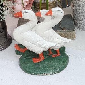 Vintage Cast Iron Duck Door Stop | Vintage Door Stop | Ducks | Birds | Cast Iron | Farmhouse | Rustic |