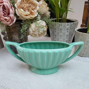 Jardinerie | Plant Pot | Planter | Vase | Pottery Vase | White Pottery Vase | Flowers | Gardening | Art Deco | Dartmouth Devon | Mantle Vase
