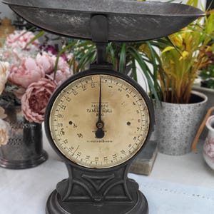 Lampe Vintage En Fonte Salter, Pied De Balance, Fabrication Artisanale Unique