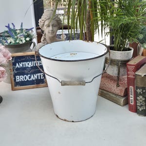 Vintage Enamel Bucket with Lid | Large Enamel Storage Pot | Plant Pot | Planter | Kitchenalia | Enamel | Bucket with Lid | Planter | Storage