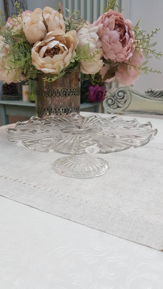 Pretty Fluted Edge Glass Cake Stand Afternoon Tea Cake Stand Cakes