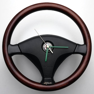 Wall clock &quot;Quadrifoglio&quot; – handcraft, original Alfa Romeo 156 car part, wooden rim – dark mahogany, black leather inserts, silent Quartz