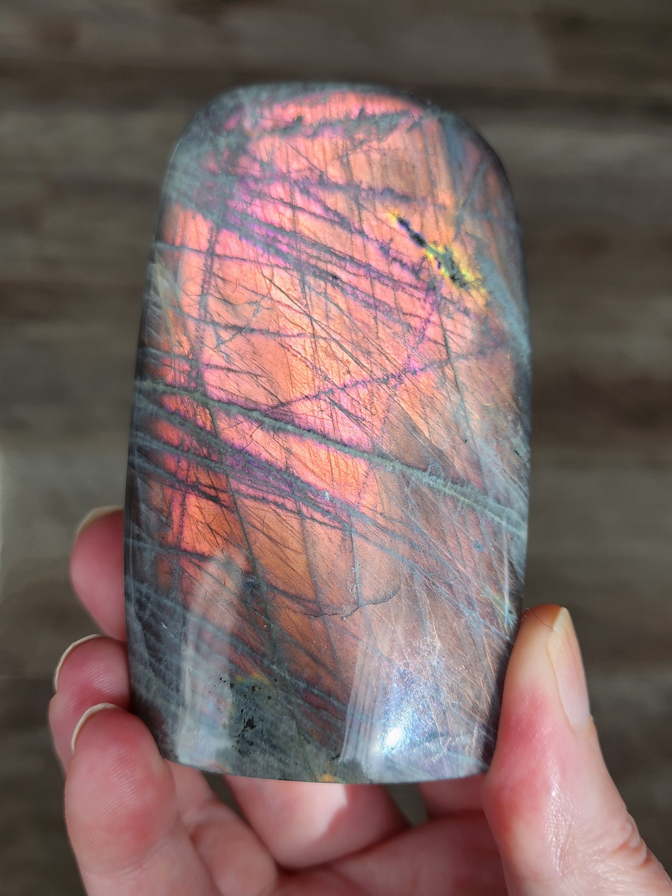 巨大二色シラー ペンダント Labradorite strong flash Pink Labradorite Freeform Flashy Gemstone Orange Sunset Color