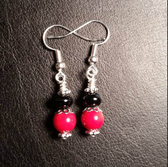 Black and Red Agate Dangles Earrings