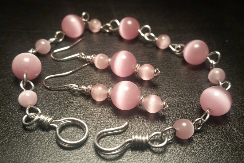 Pink Cat Eye Glass Bead Bracelet and Drop Dangle Pink Earrings
