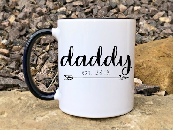 dad est 2018 mug