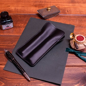 Double Fountain Pen Sleeve in Black Italian Leather.  Leather pen case, personalized gift, pen holder.