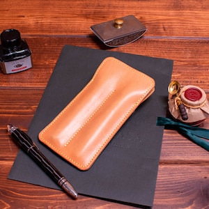 Double Fountain Pen Sleeve in Natural Italian Leather.  Leather pen case, personalized gift, pen holder.