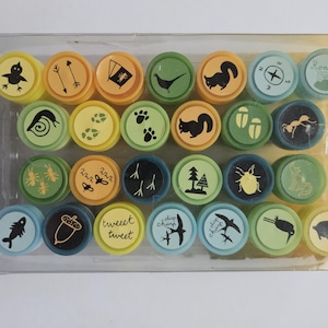 26 Stamps Set Nature Theme From 2012 By HEMA in The Netherlands For Natuurmonumenten  Different Colours Animals Foot Prints Crafting