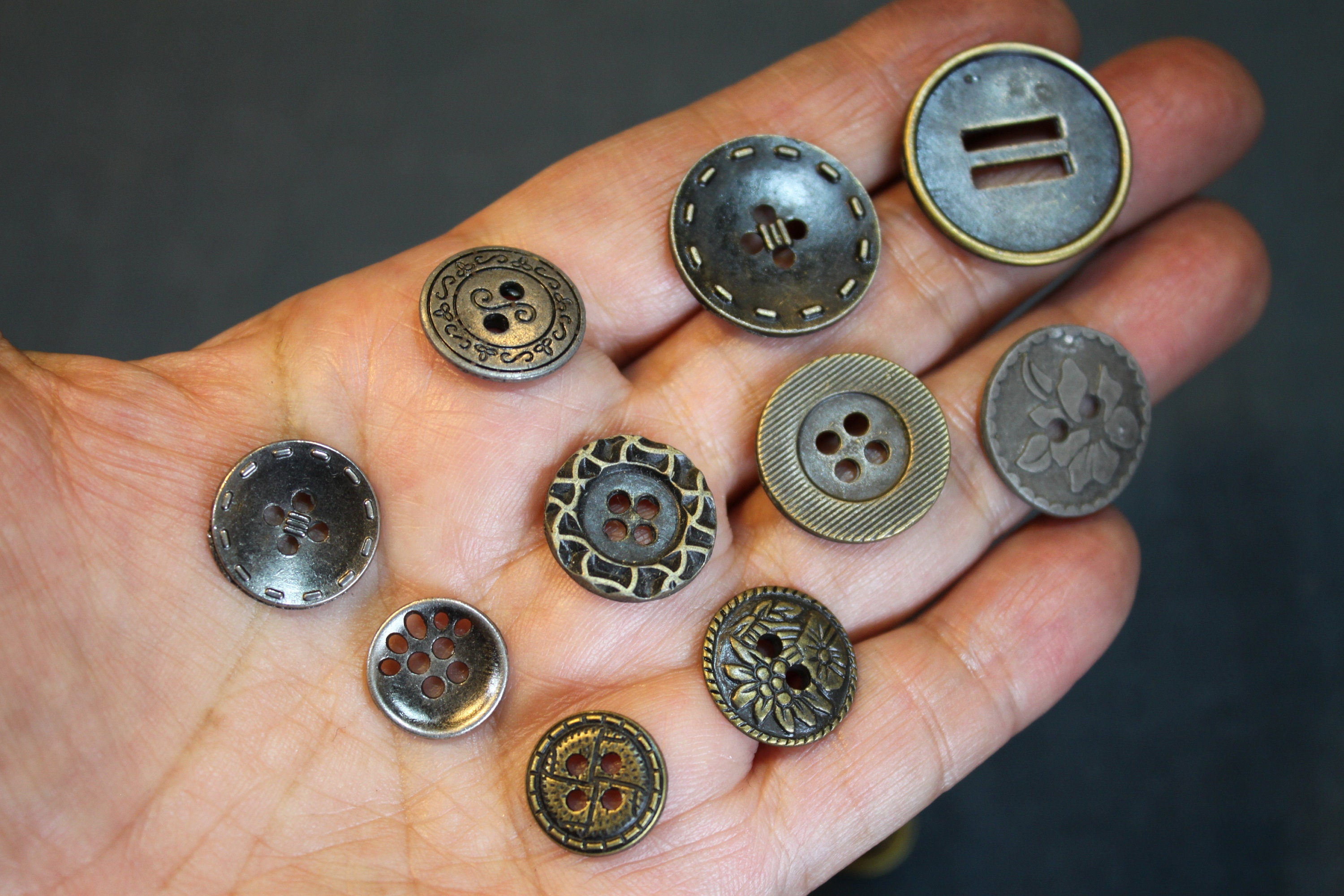 Antique buttons sample フランス 2SET レア品